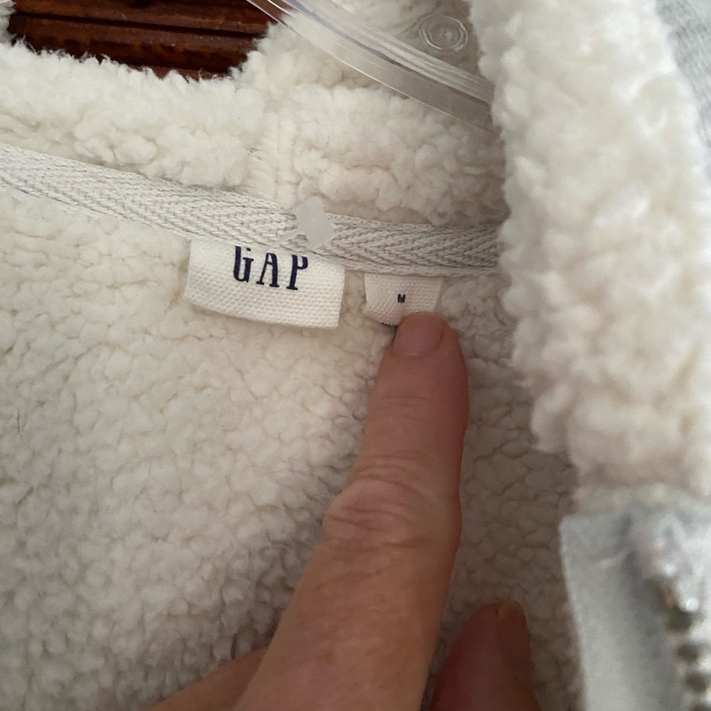 Gap M sherpa lined sweatshirt